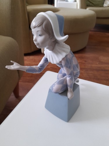 Lladro harlequin figure - figure,