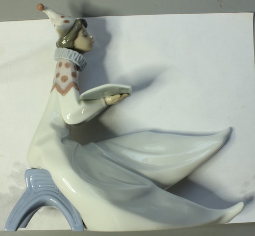 Lladro 6239 young jester - #6239, "young