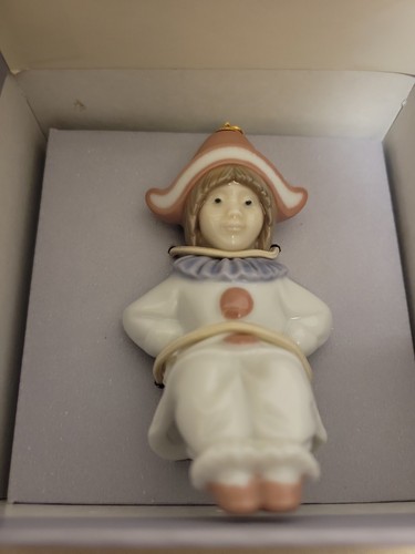 Lladro little harlequin - "little, harlequin"