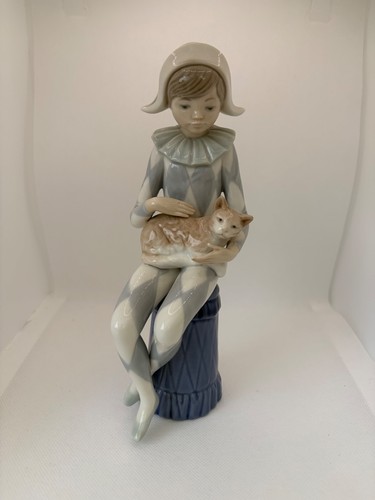 Nao lladro harlequin with - harlequin, cat