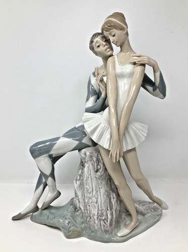 Lladro idyl harlequin and - lladro,