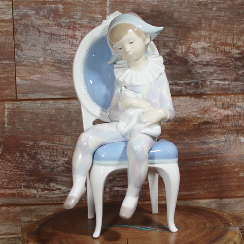 Lladro figurine 1229 harlequin - lladro,
